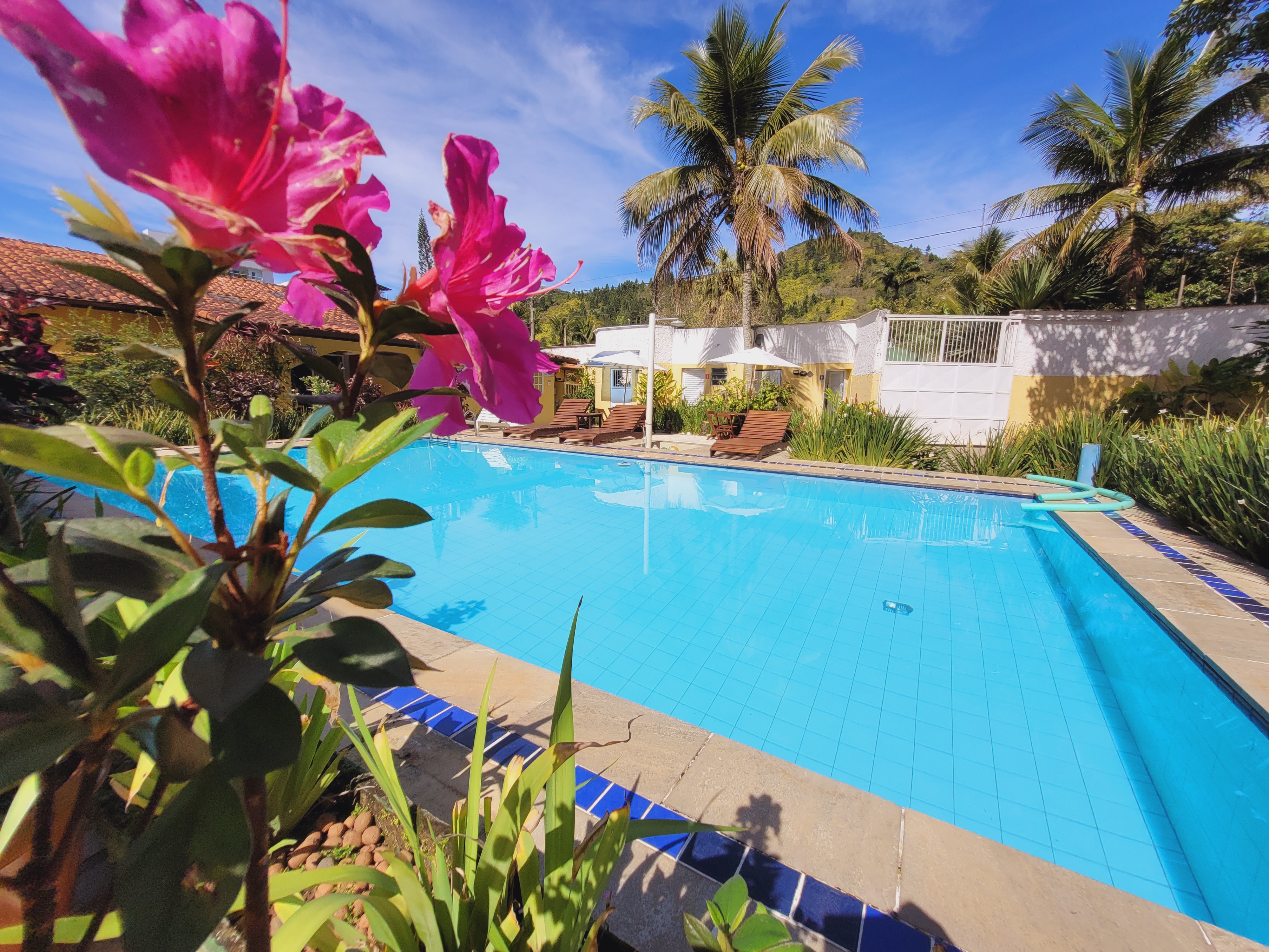 Piscina da Pousada Viva Ubatuba