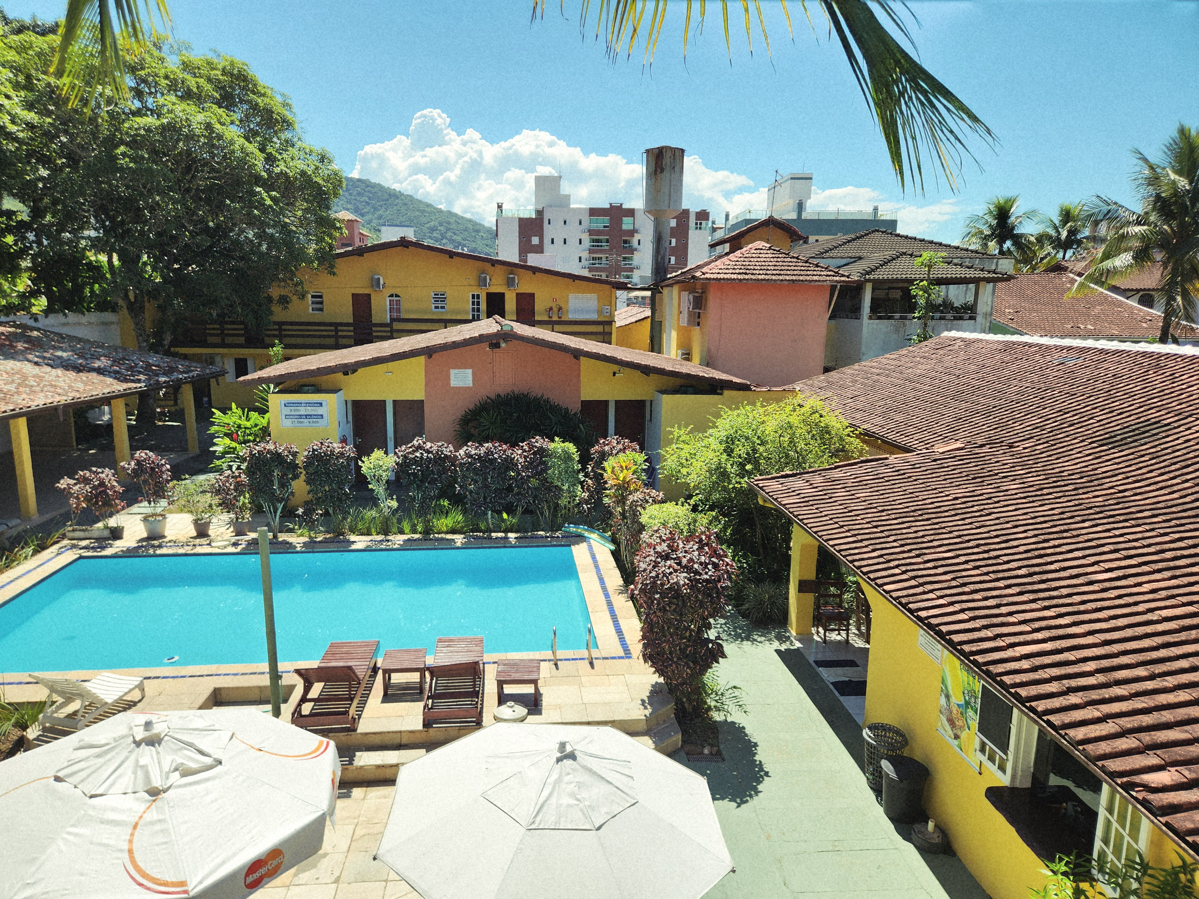 Piscina da Pousada Viva Ubatuba