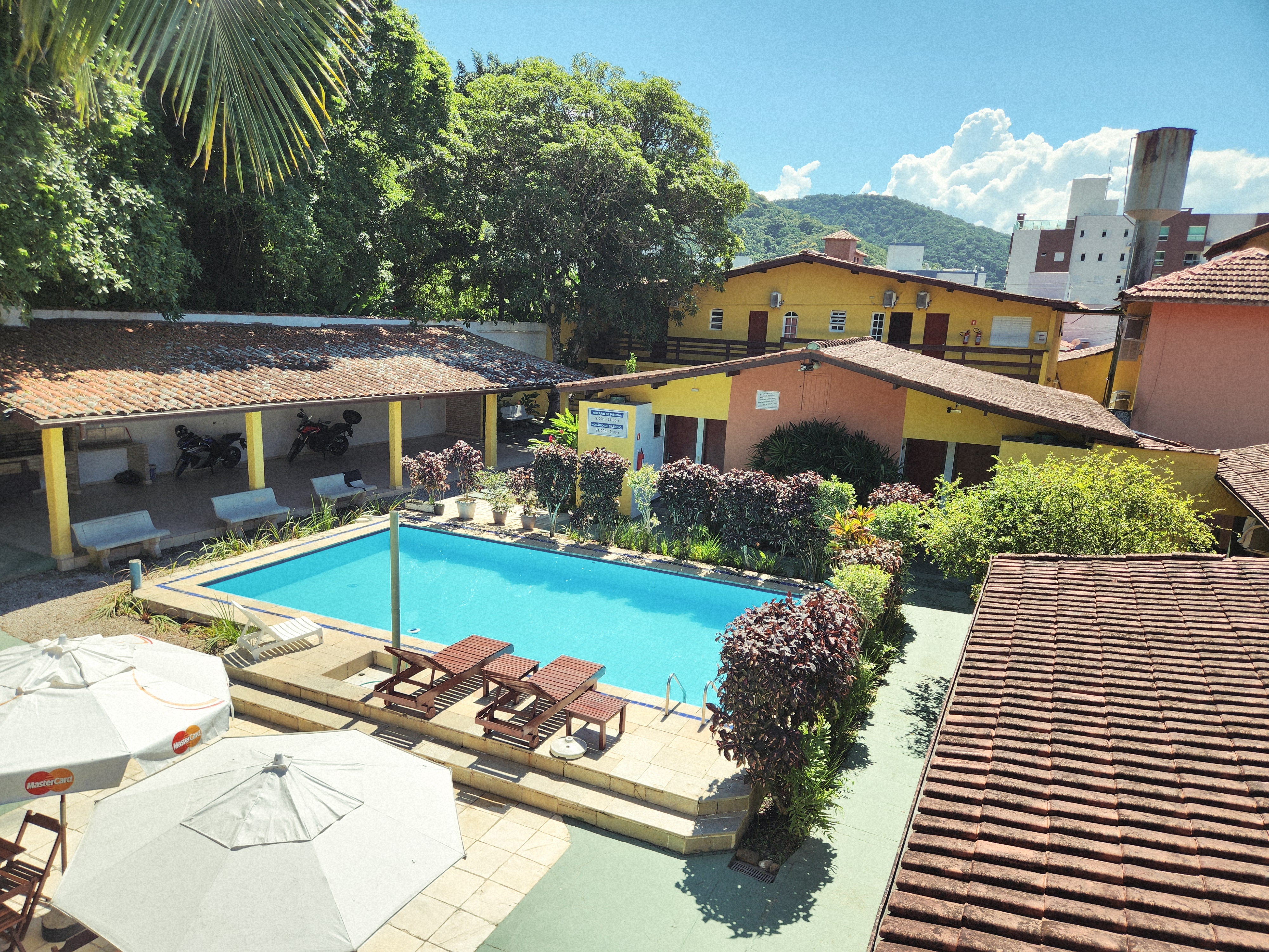 Piscina da Pousada Viva Ubatuba