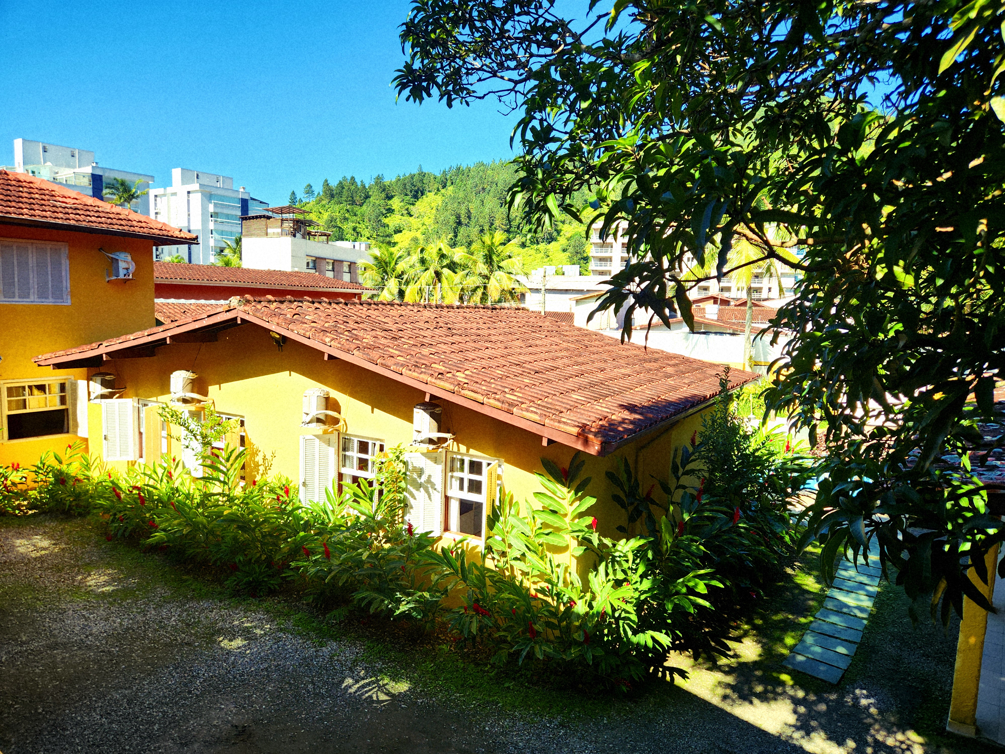 Área externa da Pousada Viva Ubatuba